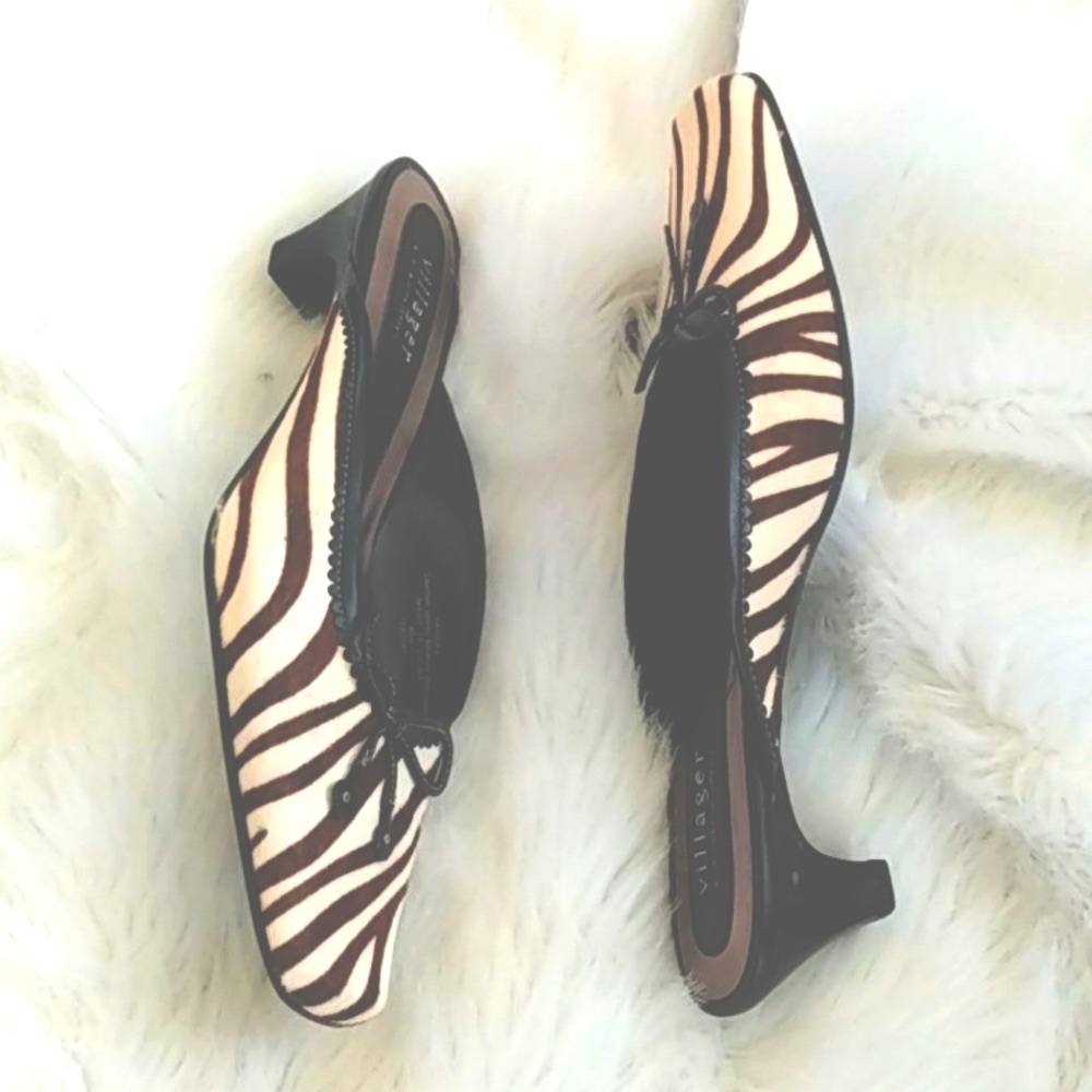 Villager by Liz Claiborne Y2K calf hair loafers